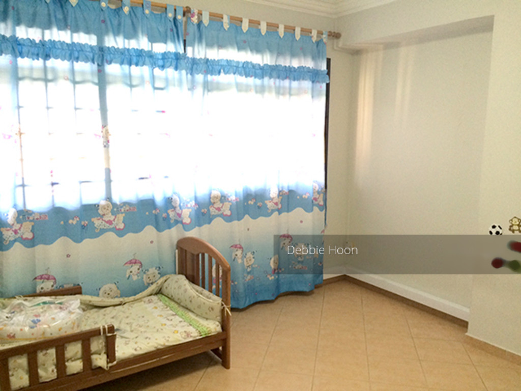 Blk 737 Tampines Street 72 (Tampines), HDB Executive #127737262